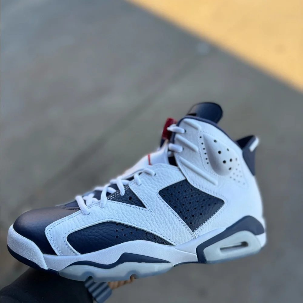 SOLD!! Jordan 6 Retro Olympic (2024) - Picture 2 of 6